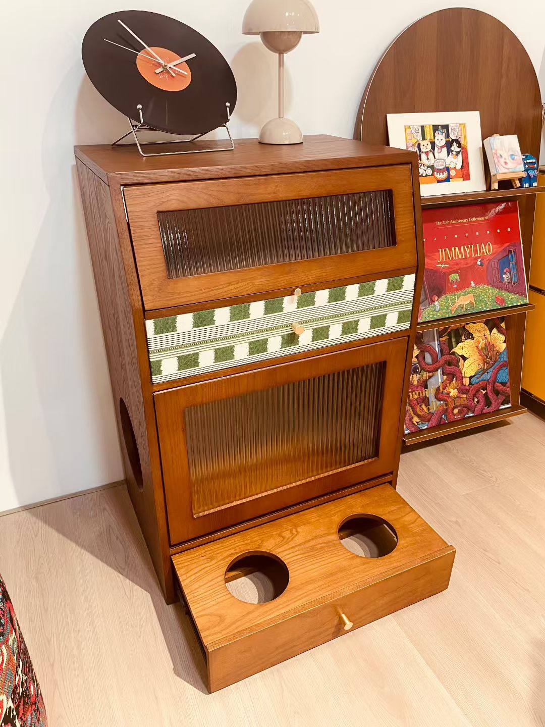 Living room, pet sharing, household use, movable cat bed, dining cabinet, antique style storage cabinet